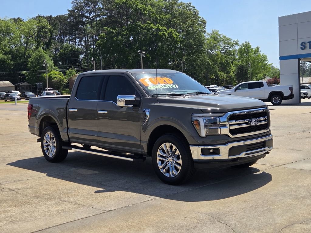 2025 Ford F-150 LARIAT in Marsh Gray — front three-quarter view