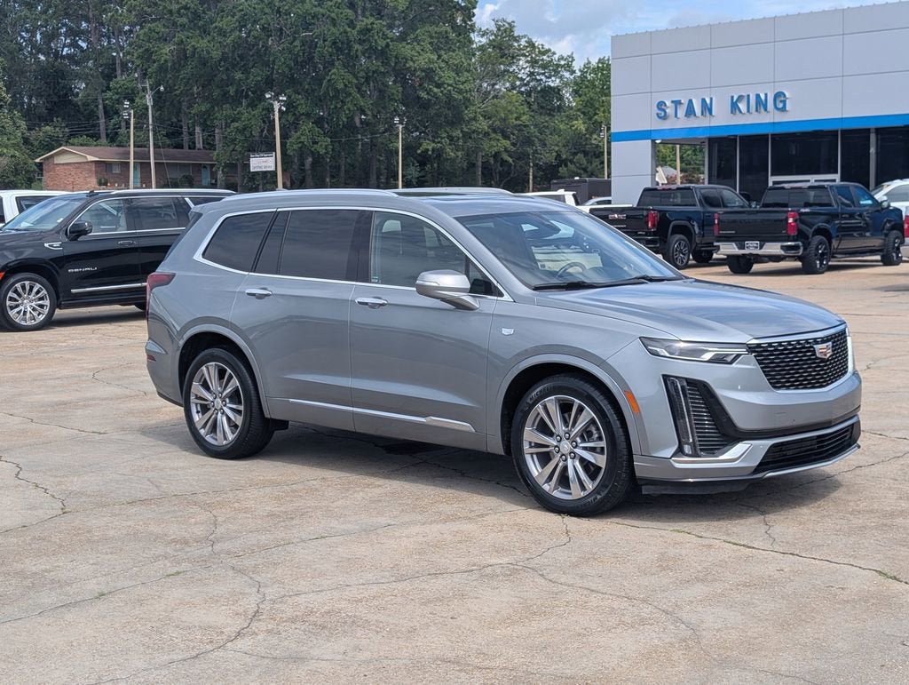 2023 Cadillac XT6 Premium Luxury in Argent Silver Metallic — front three-quarter view