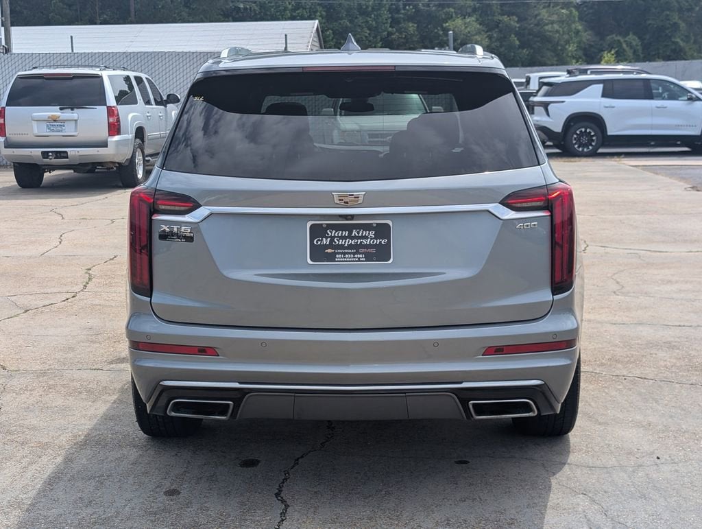 2023 Cadillac XT6 — detail view