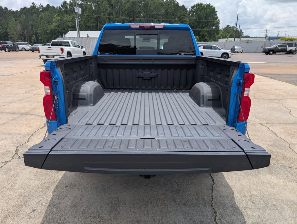 2026 Chevrolet Silverado 1500 — detail view