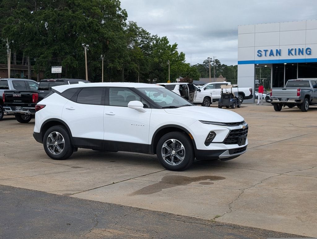 2025 Chevrolet Blazer 2LT in Summit White — front three-quarter view